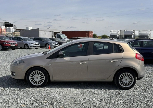 Fiat Bravo cena 15900 przebieg: 223800, rok produkcji 2011 z Wojkowice małe 154